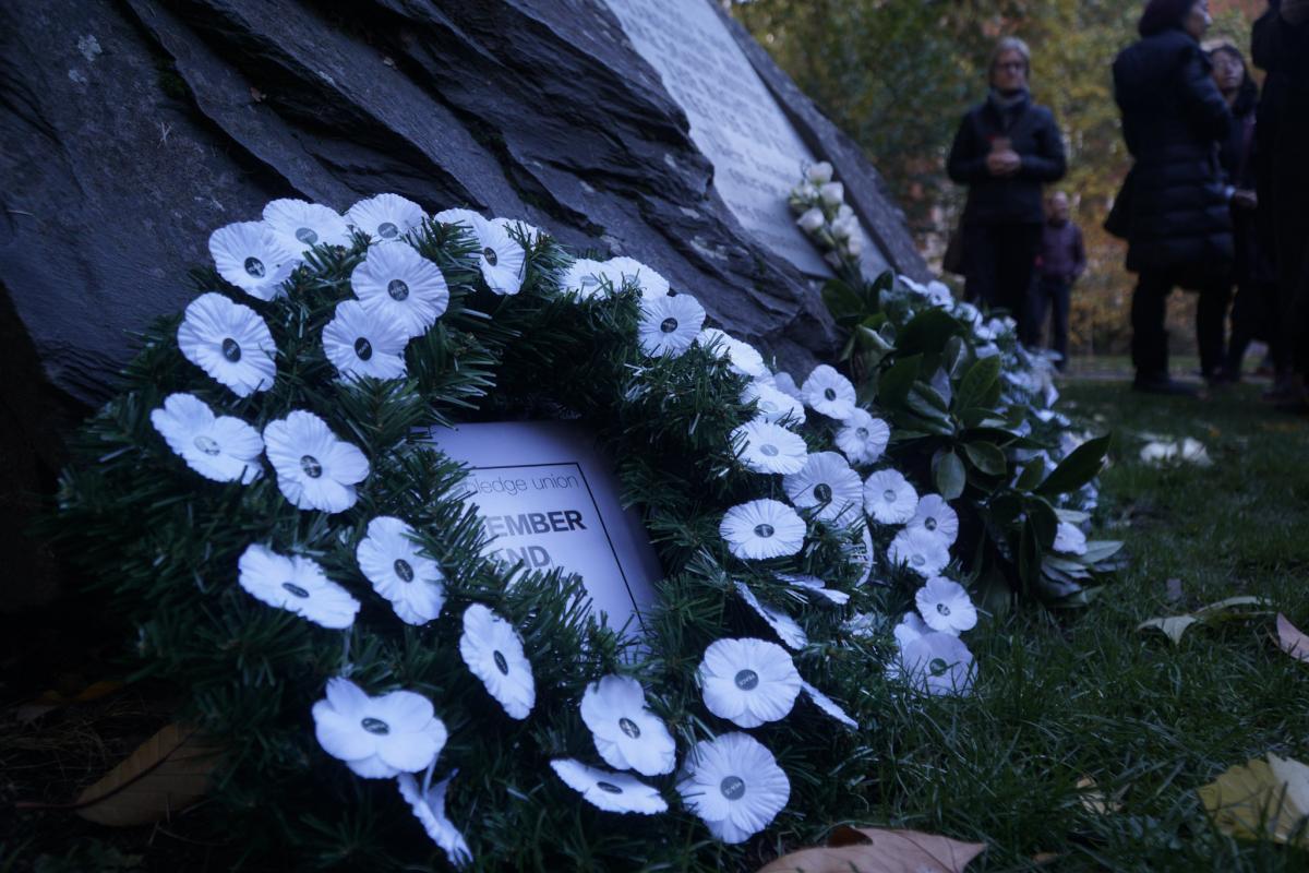 White poppy wreaths